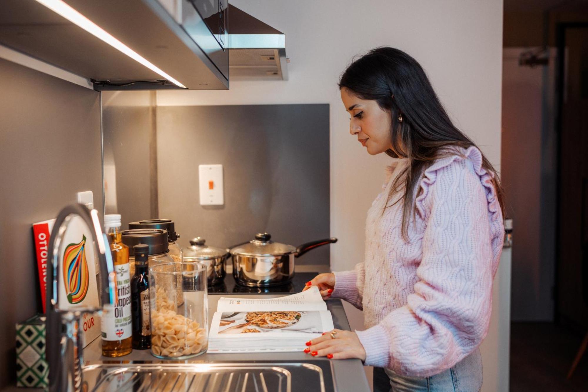 Students Only South London Homes Ngoại thất bức ảnh