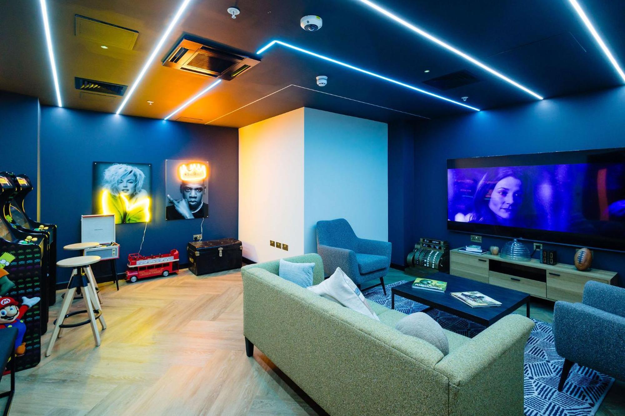 Students Only South London Homes Ngoại thất bức ảnh